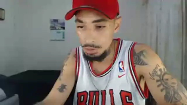 emiliano_hottt webcam