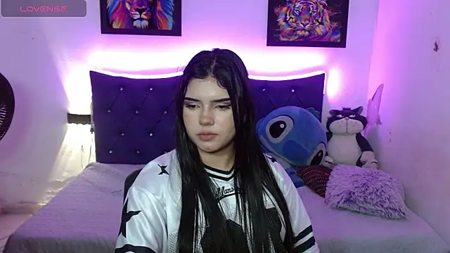 Emma_yui19 webcam