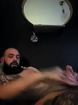 bigdonnybig (Ask my age) - Finger in arse