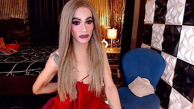 MonstrousCockDiva webcam