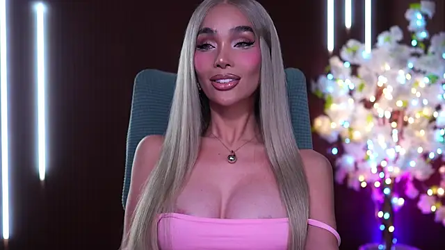 xxforyoureyesonlyxx webcam