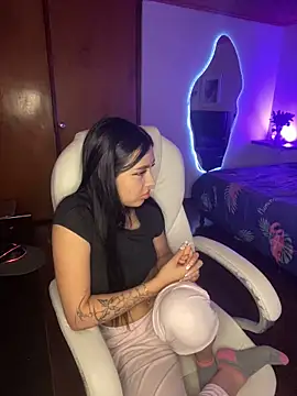 scarlett_pinkk1 webcam