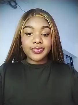 Roonie_garces webcam