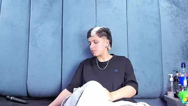 Megan_Thompson_ webcam