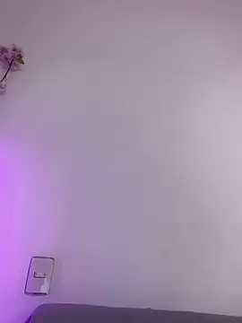 alisson_carolina73 webcam