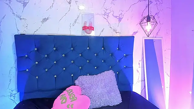 Dakotaa_Johnson webcam