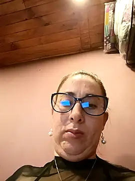 vianka_0917 (F milf) - Show pussy + open ass 🔥