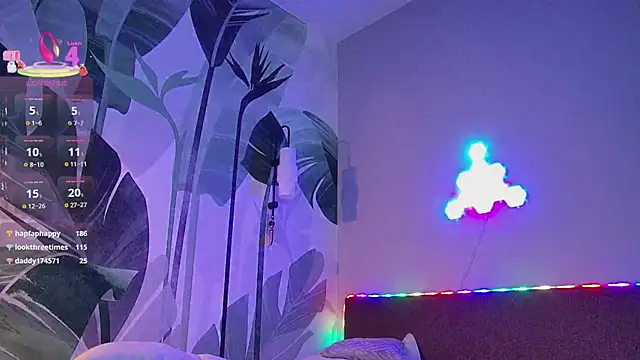 RubyValen - Live Cams