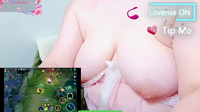 AngelwithEcup webcam