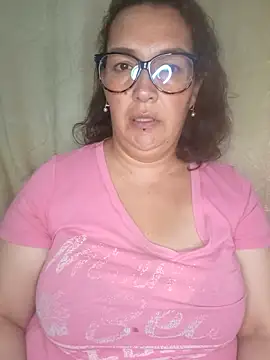 Webcam Model (_Saraqueen)  is live.Free join now!