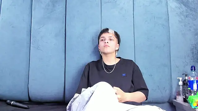 Megan_Thompson_ webcam