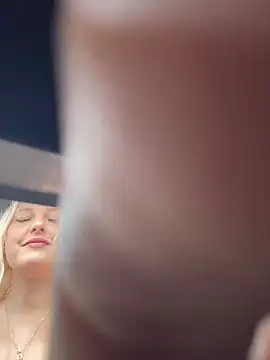 MerlinDave live sex cam