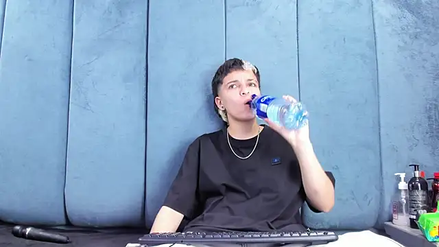 Megan_Thompson_ webcam