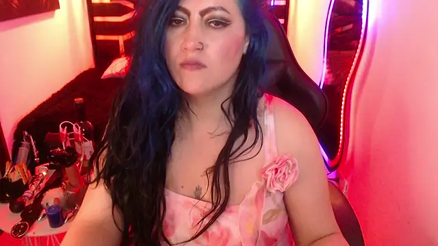 scarleth_blue webcam