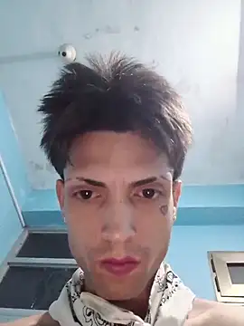 CubaxxxPeneGrande webcam