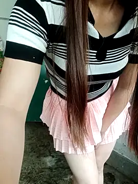 diem122 -   live cam model from 