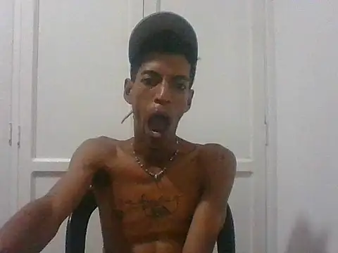 AlbertBigCock webcam