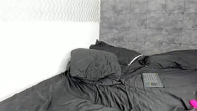 Ariana_Salazar webcam