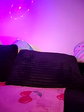 lucidlucy (F young) - Panties off & shake some booty