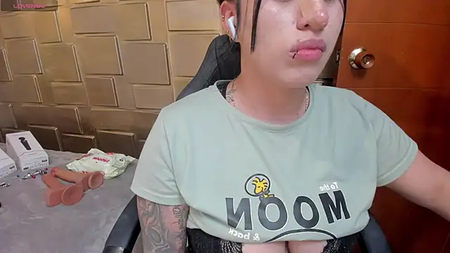 Nara_belen live sex cam