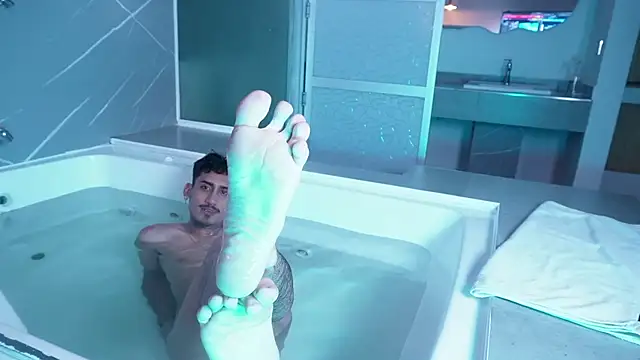 dark_eros_ (Ask my age) - MAKE ME HARD + GET NAKED 😏🥵