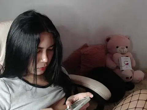 TransPetite1 live sex cam