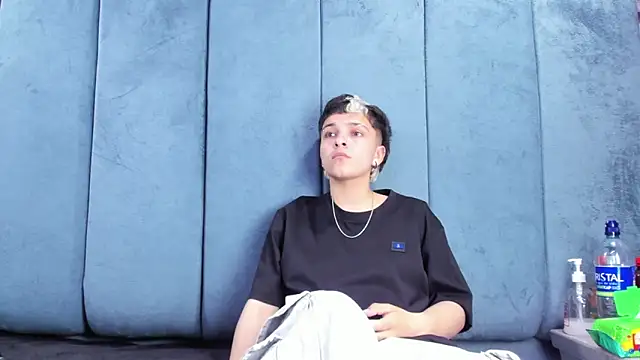 Megan_Thompson_ webcam