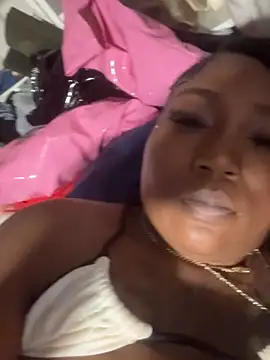 makemecumasia - MakeMeCumAsia's free webcam - UK Sex Cams