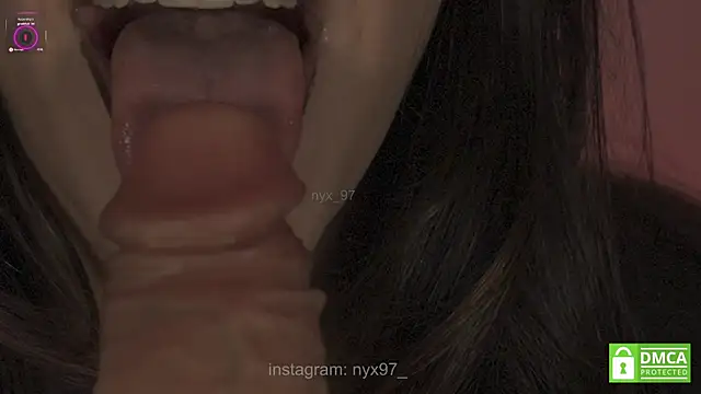 nyx_97 webcam
