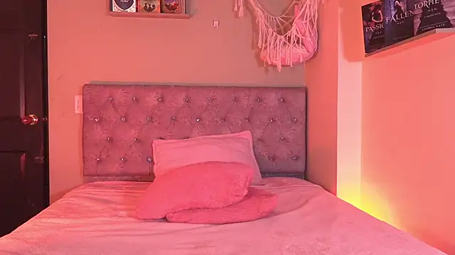 Alisha_Olsen_ webcam