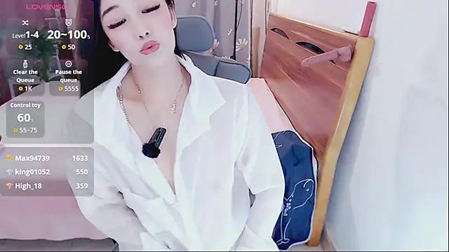 美女yaoyao-baby520在线直播