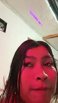 Webcam Model (LunaaRosse)  is live.Free join now!