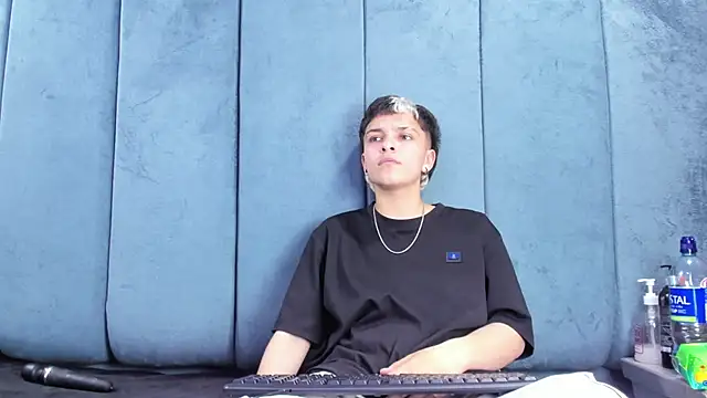 Megan_Thompson_ webcam