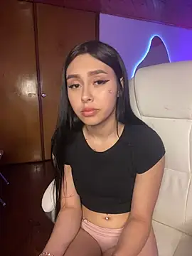 scarlett_pinkk1 webcam