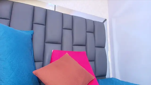 melany_roberts_ webcam