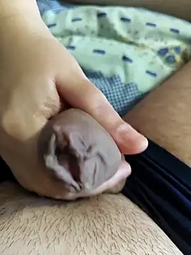 MadaamJizz_DickLewd webcam