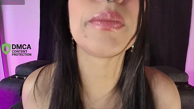 yungelitamor_ webcam