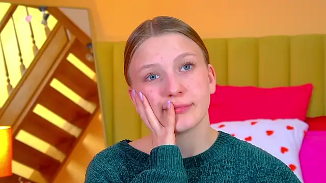 BeatriceBinoche webcam