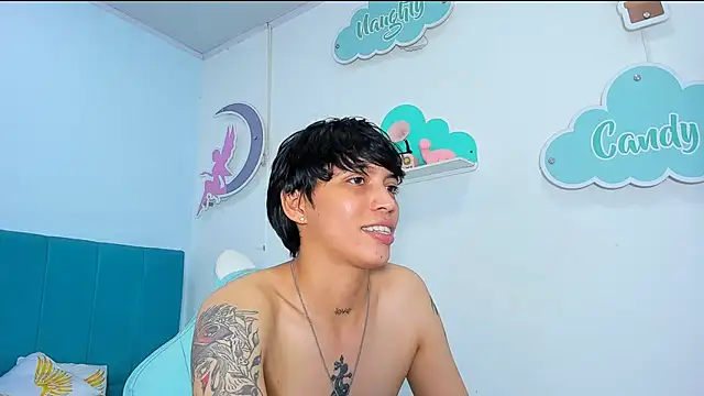 ivyheat3 - Ivyheat3's free webcam - UK Sex Cams