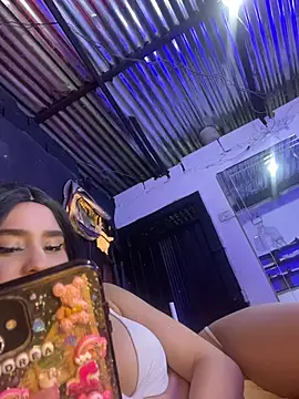 MeilyMuse_Maximus webcam