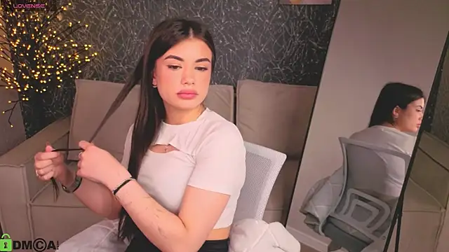 Alisha_Blakee webcam