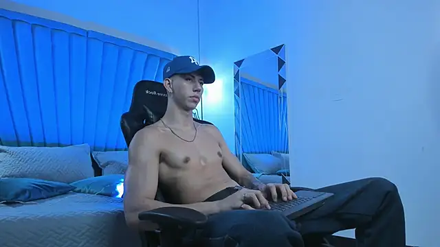 OliverThompsonJS webcam