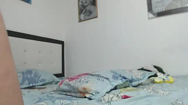 FrancheskaCurvy webcam