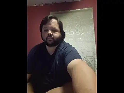 Strongbutgentle36 webcam