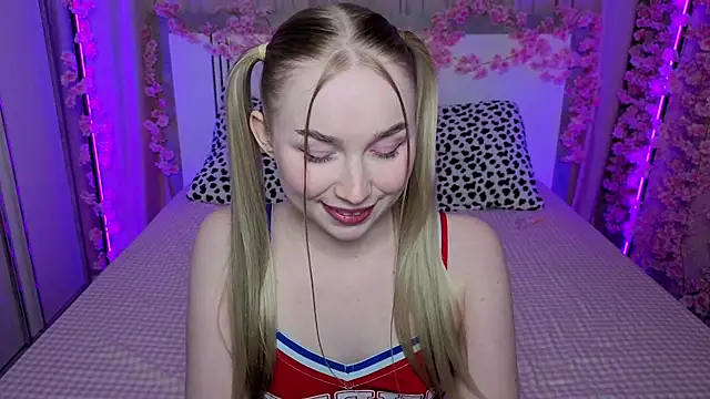 LilyStarlight webcam