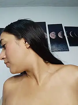 isabellahill2 (F young) - A lot of SQUIRT💦💦💦