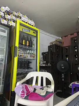 hot_beauty__ (F milf) - fuck me hard make me yours  +control toy