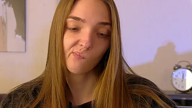 virginicruz - VirginiCruz's free webcam - UK Sex Cams