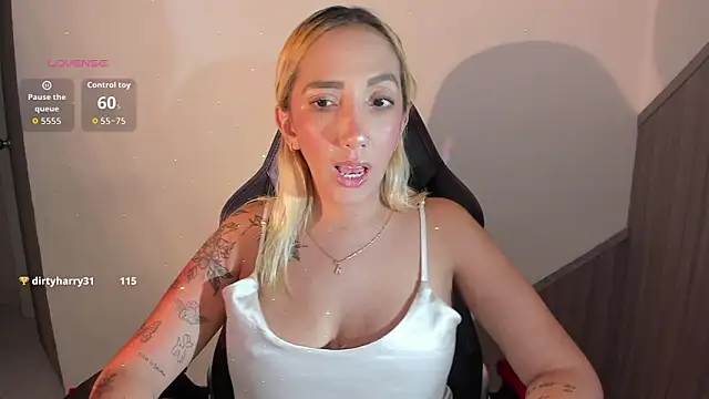 Amanda_klaire webcam