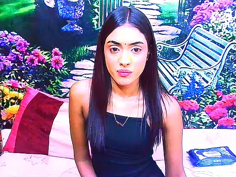IndianPretty14u2Luv webcam